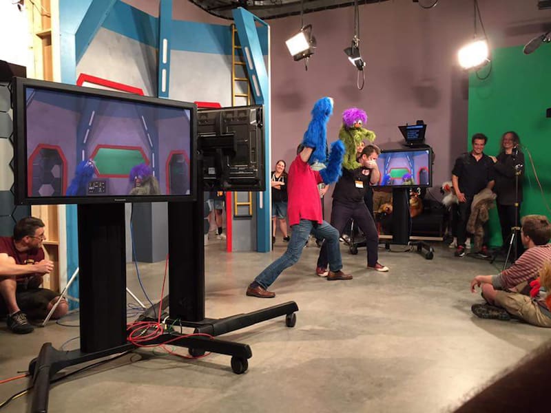Corporate Entertainment - Puppets At Work: Film And TV - Monitor Puppetry