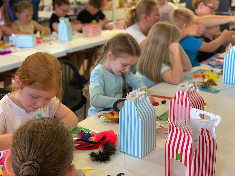 Puppet Show - Kids Entertainment -Larrikin Puppets - Library Activities For Kids - Sock Puppet Making Workshop
