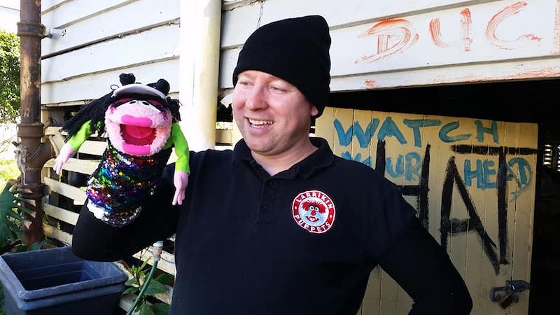 Behind The Scenes Puppeteers - Regurgitator Pogogo Show - Best Friends Forever Music Video